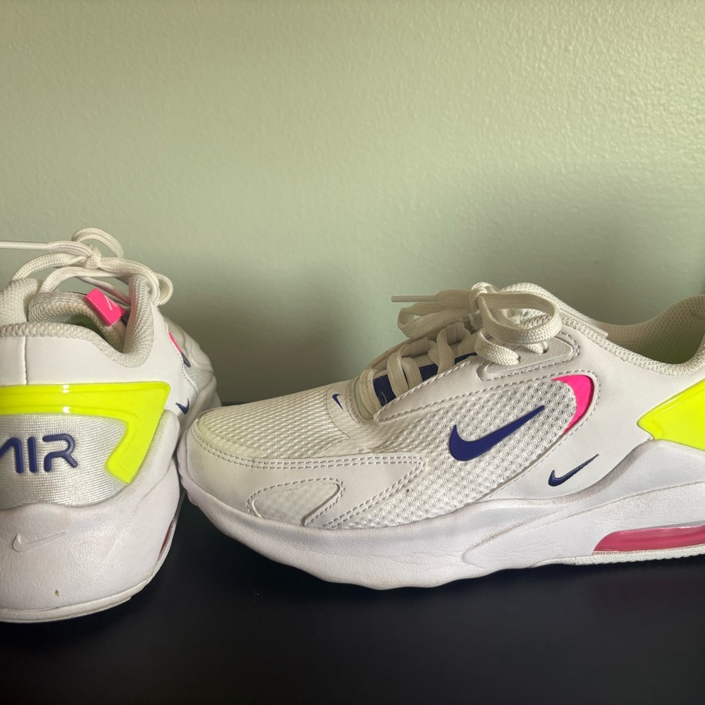 Nike Women's Athletic Shoes White with Neon Yellow and Pink Accents